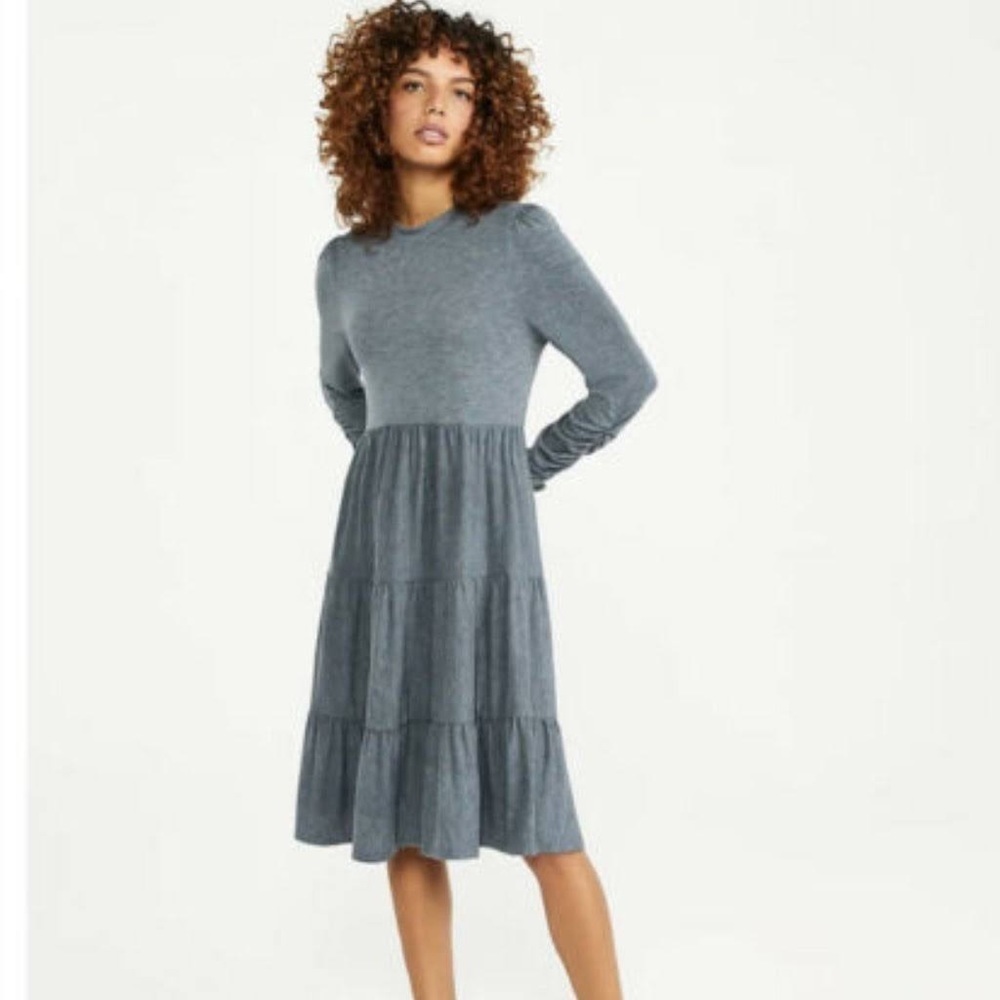 ANN Taylor grey tiered knit mock neck prairie style mini‎ dress